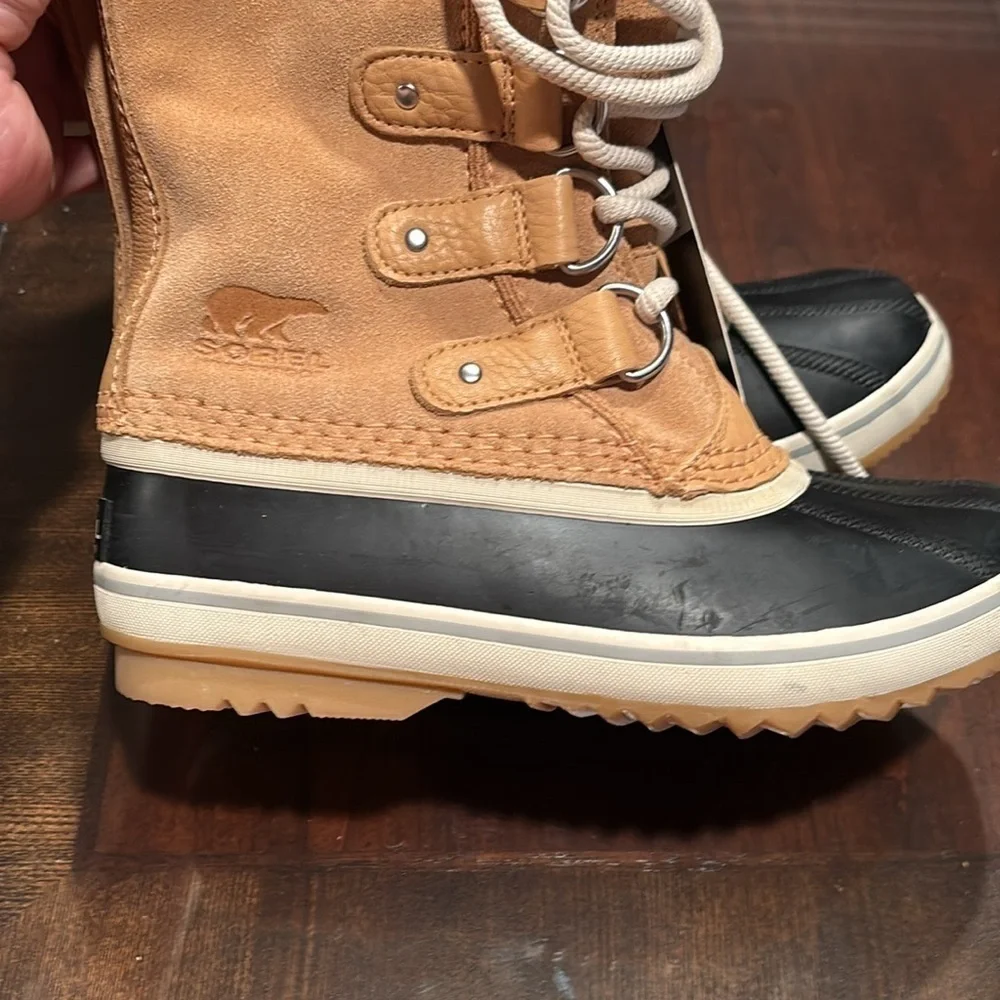 Sorel new without